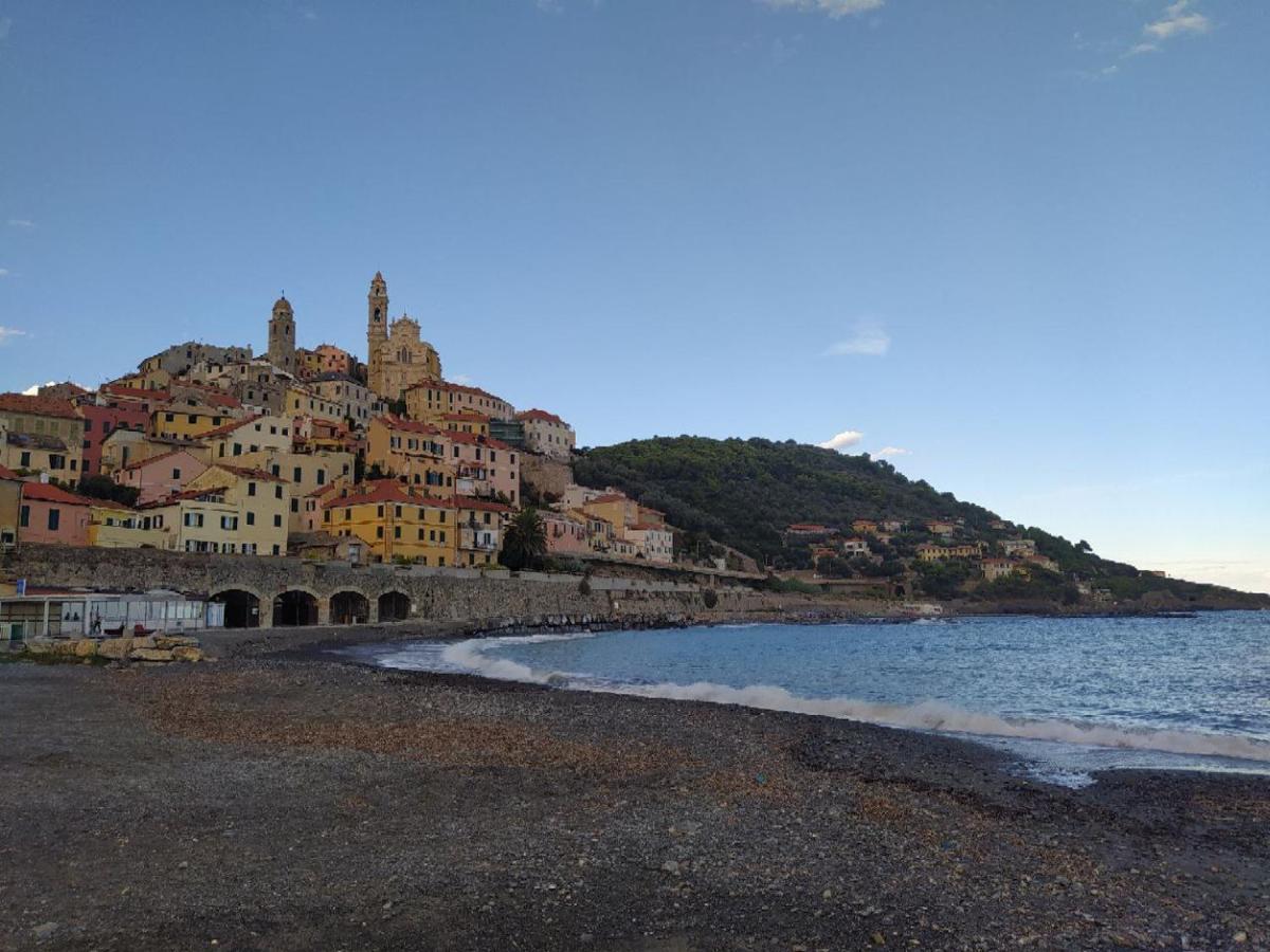 Tra Il Borgo E Il Mare Bed & Breakfast Cervo Eksteriør bilde